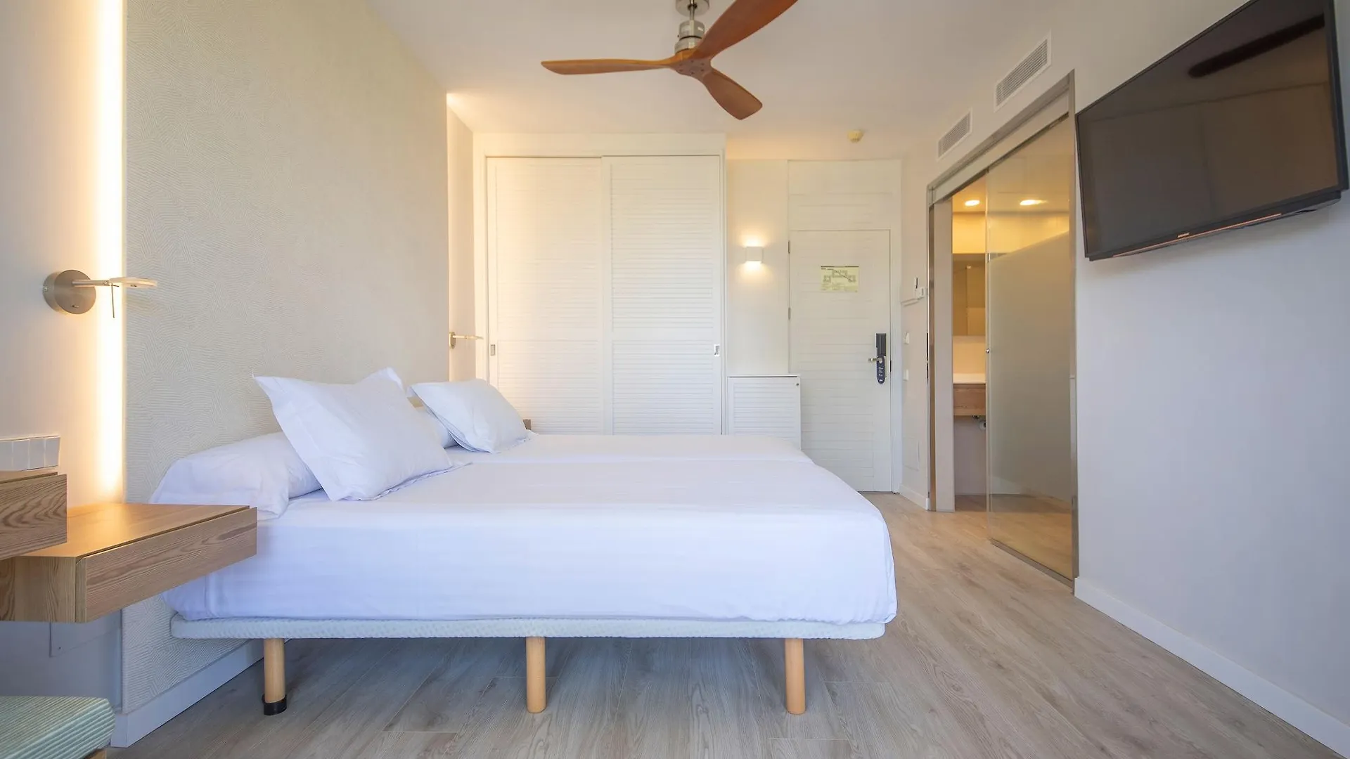 Blau Colonia Sant Jordi Hotel Colonia de Sant Jordi Spain